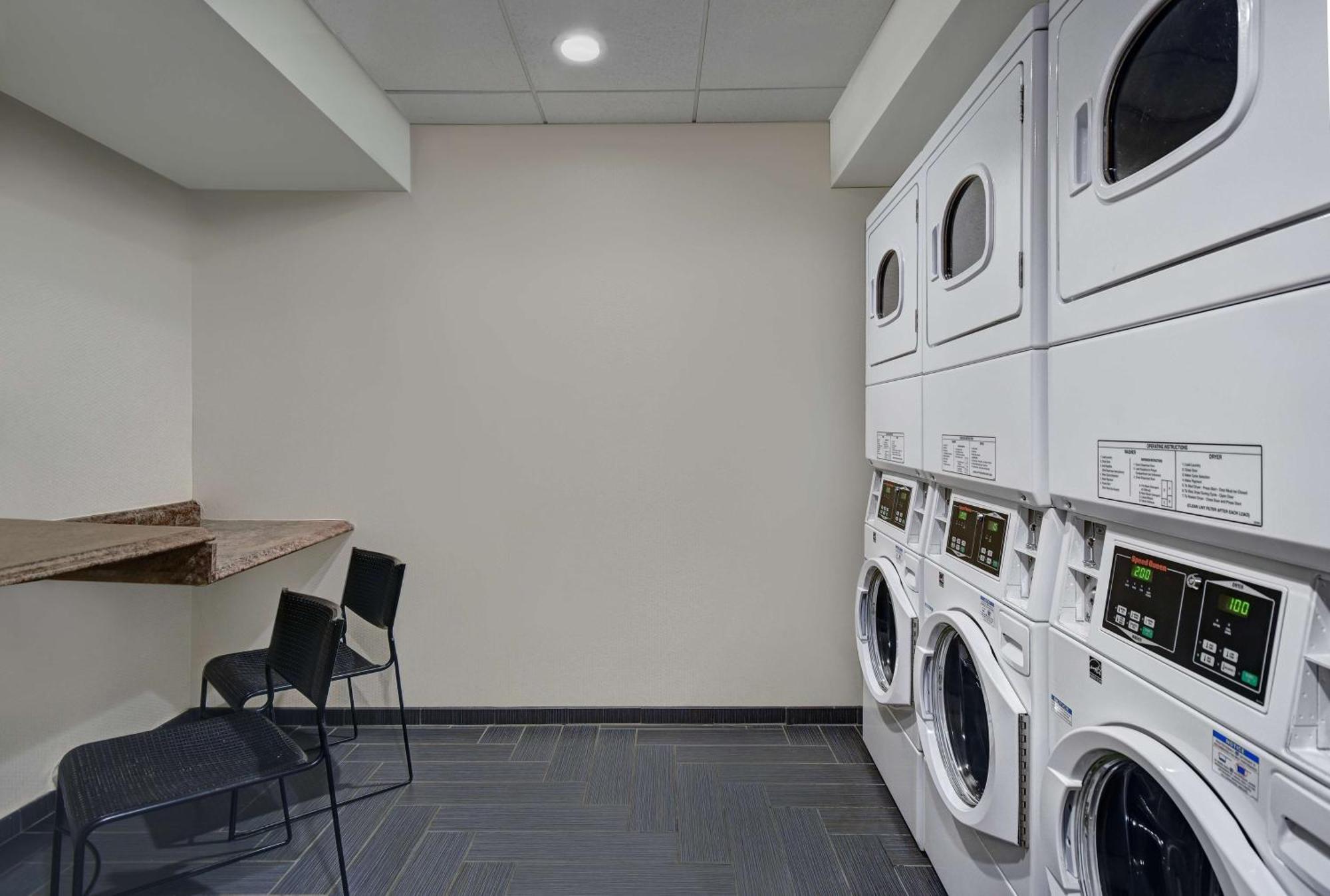 Homewood Suites By Hilton Eatontown Exteriér fotografie